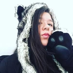 Meet your Posher, Frederica